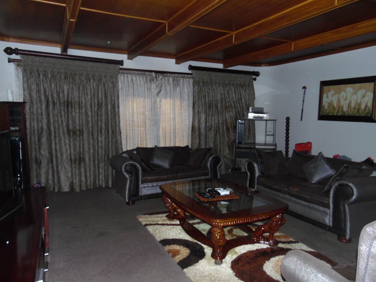 5 Bed House in Jim Fouche Park photo number 9