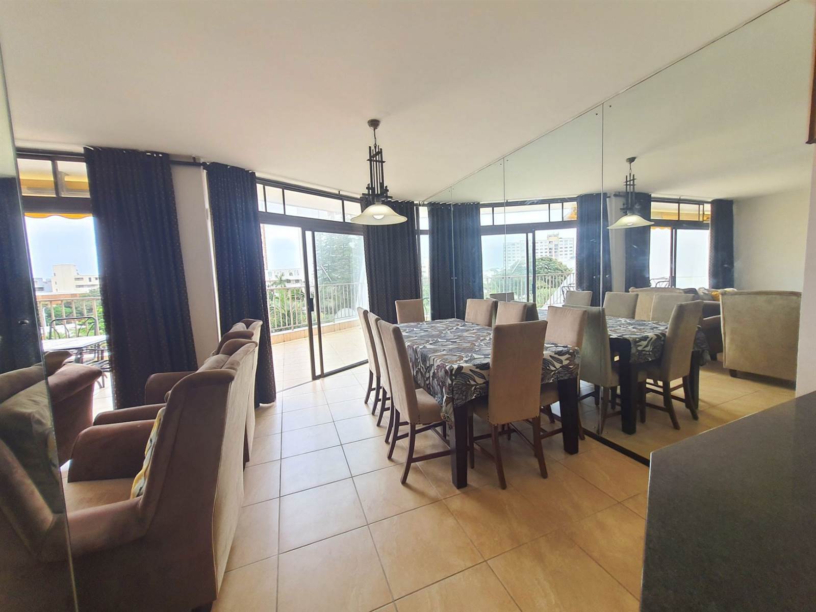3 Bed Apartment in Umhlanga Rocks photo number 8