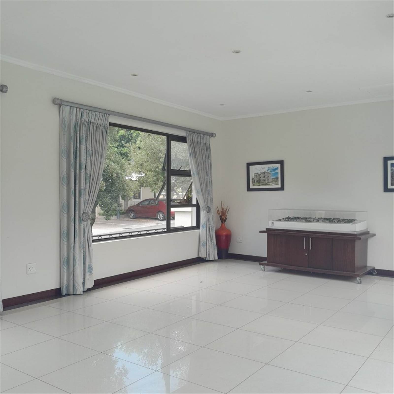 2 Bed House in Broadacres photo number 4