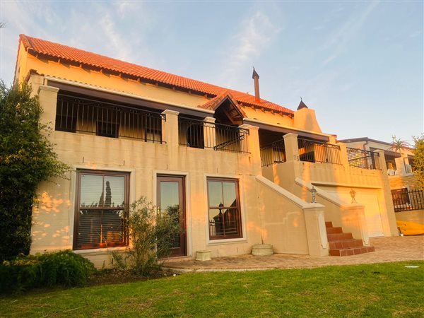 3 Bedroom House 3 Bedroom House