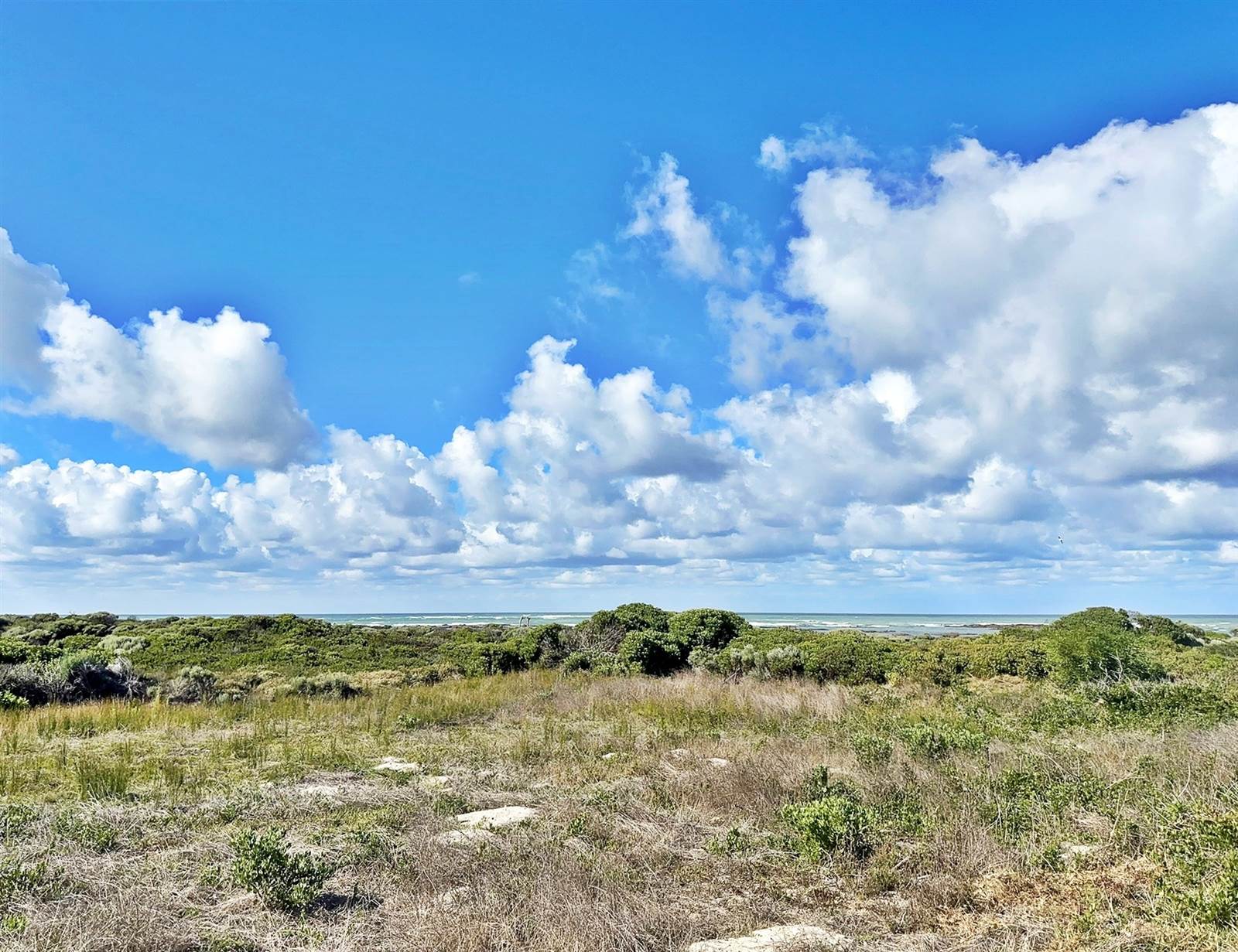 758 m² Land available in Suiderstrand photo number 1