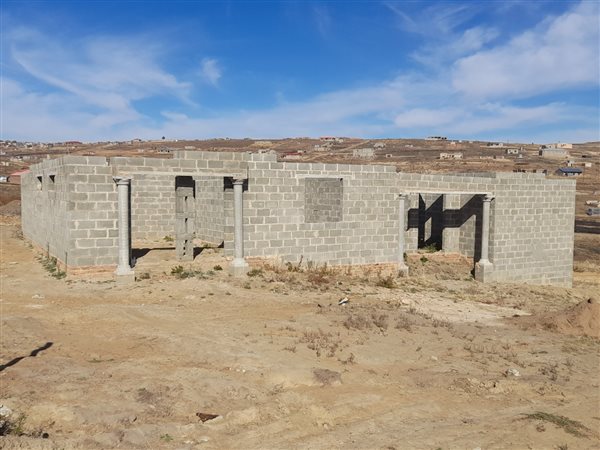900 m² Land available in Clarens