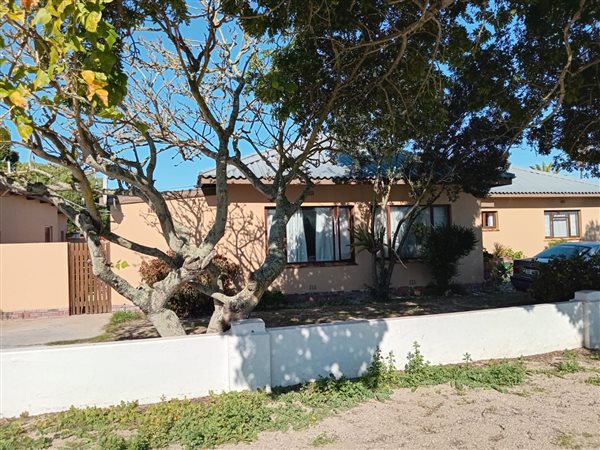 3 Bedroom House 3 Bedroom House