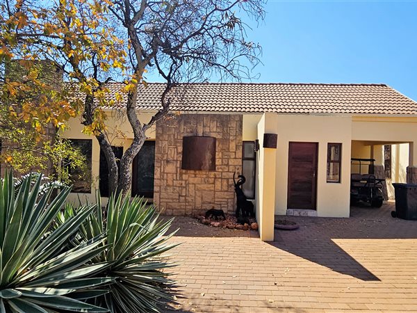 4 Bed House in Elements Private Golf Reserve