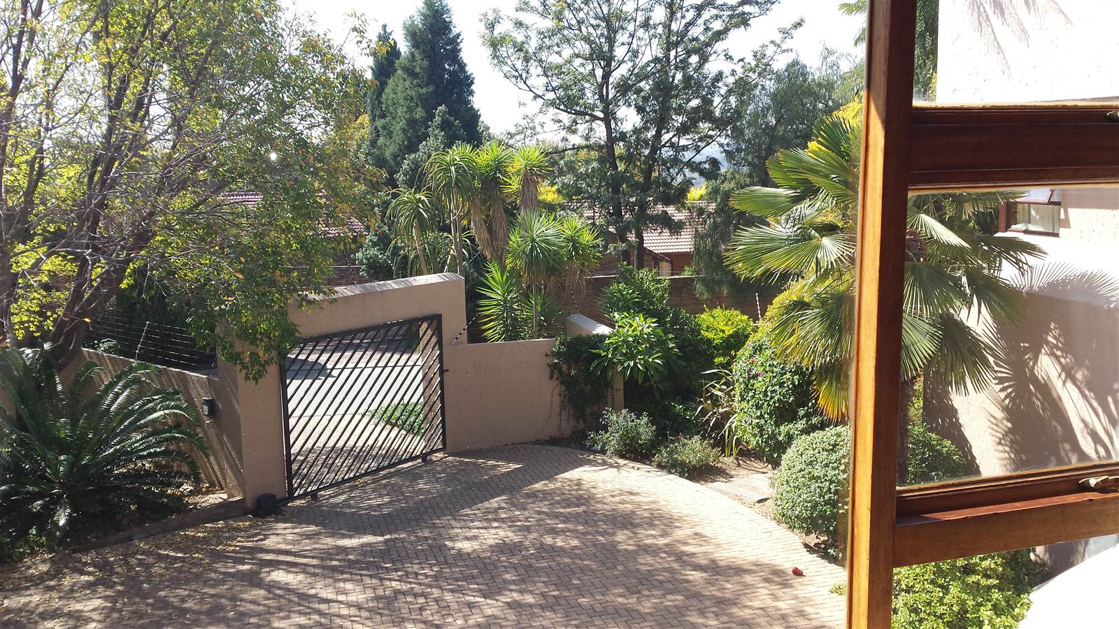 1 Bed Flat in Lonehill photo number 1