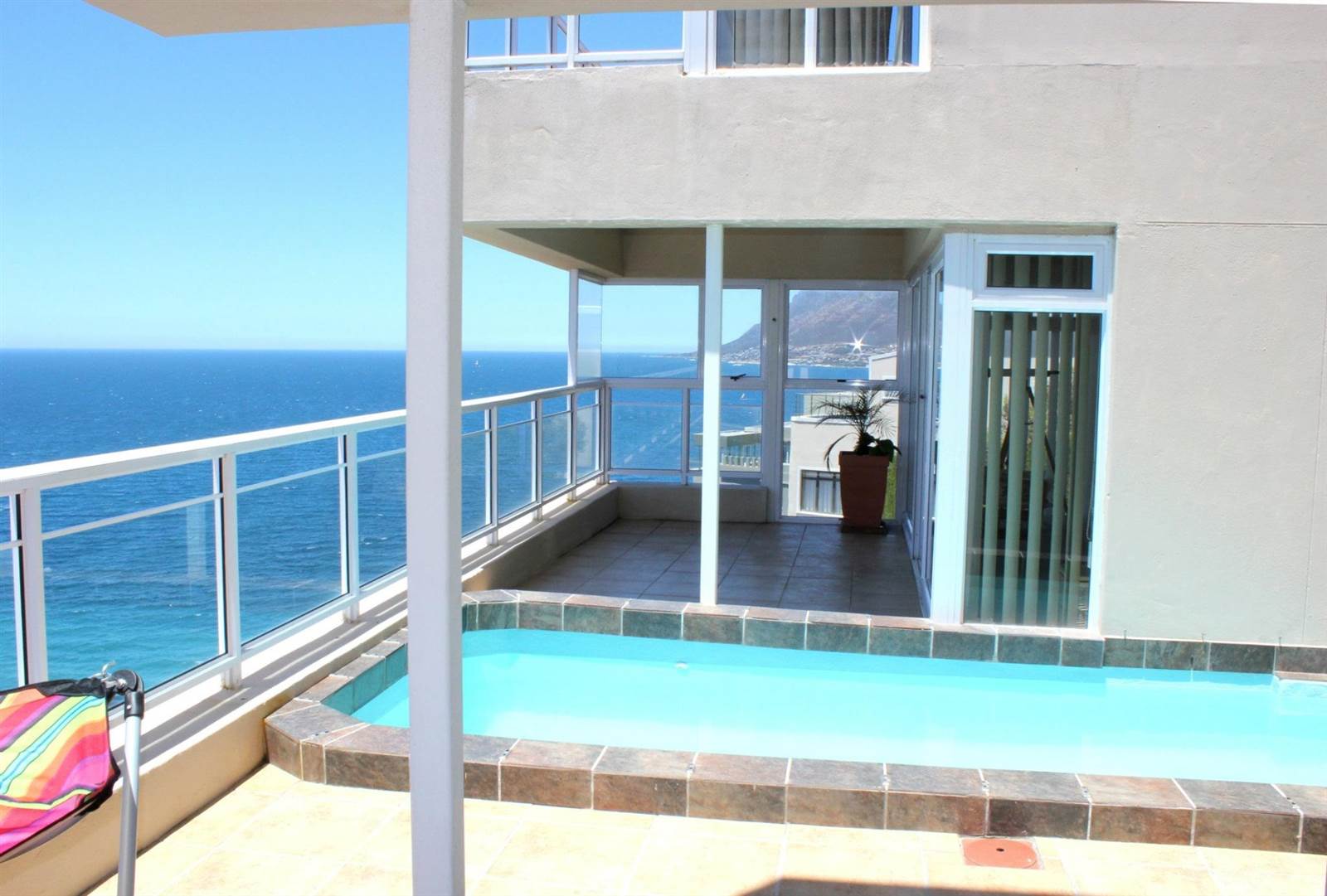 6 Bed Penthouse in Fish Hoek photo number 10