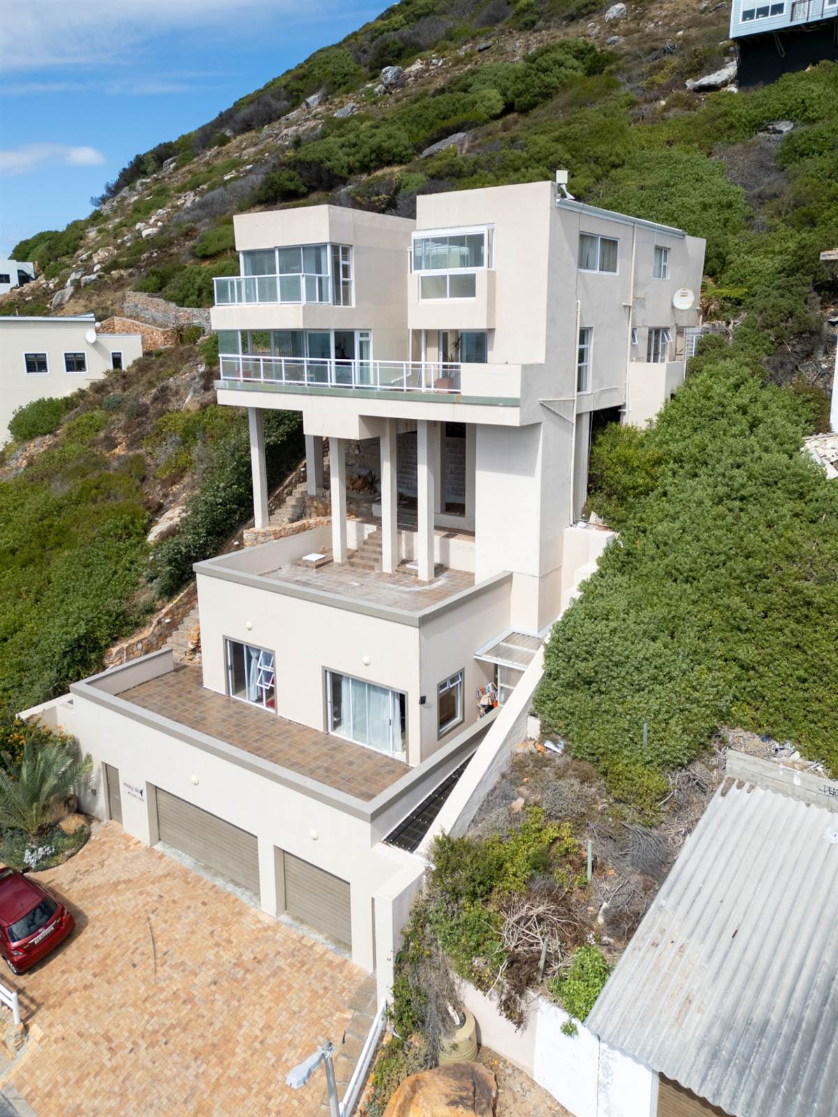 6 Bed Penthouse in Fish Hoek photo number 1