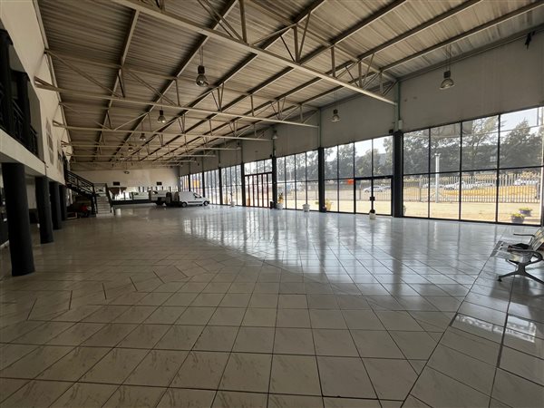 2 300 m² Commercial space 2 300 m² Commercial space