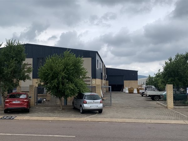 960  m² Industrial space