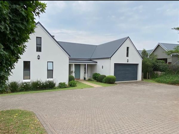 4 Bedroom House 4 Bedroom House