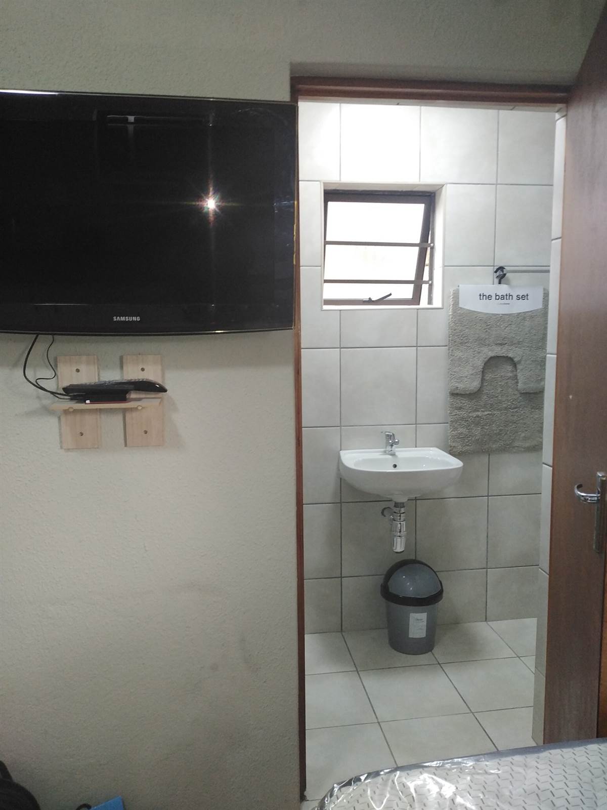 Bachelor apartment in Bellville Central photo number 1
