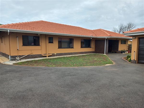 4 Bed House in Yellowwood Park