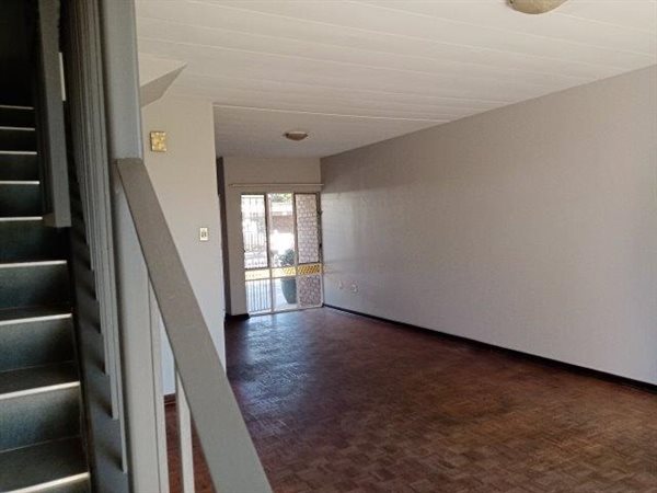 3 Bedroom Duplex 3 Bedroom Duplex