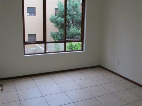1 Bed Apartment in Pineslopes