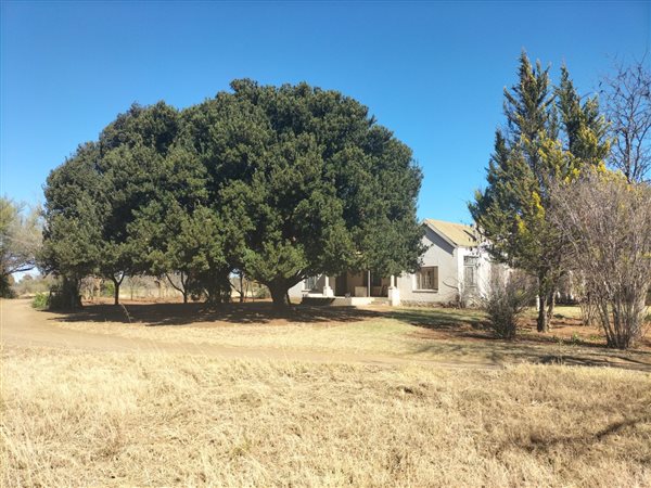 22.4 ha Smallholding 22.4 ha Smallholding