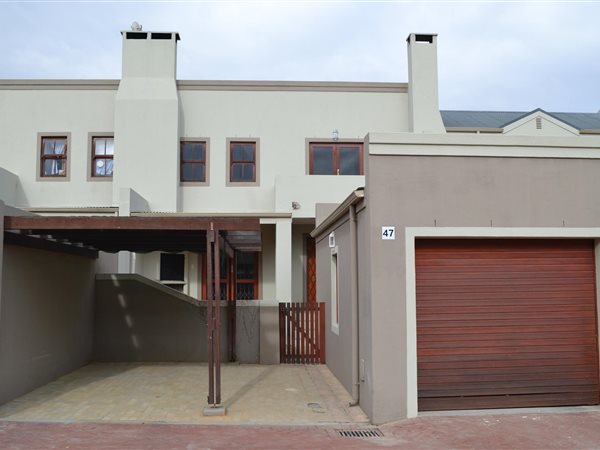 2 Bedroom Townhouse 2 Bedroom Townhouse