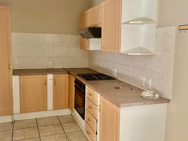 2 Bed House in Alberton photo number 8