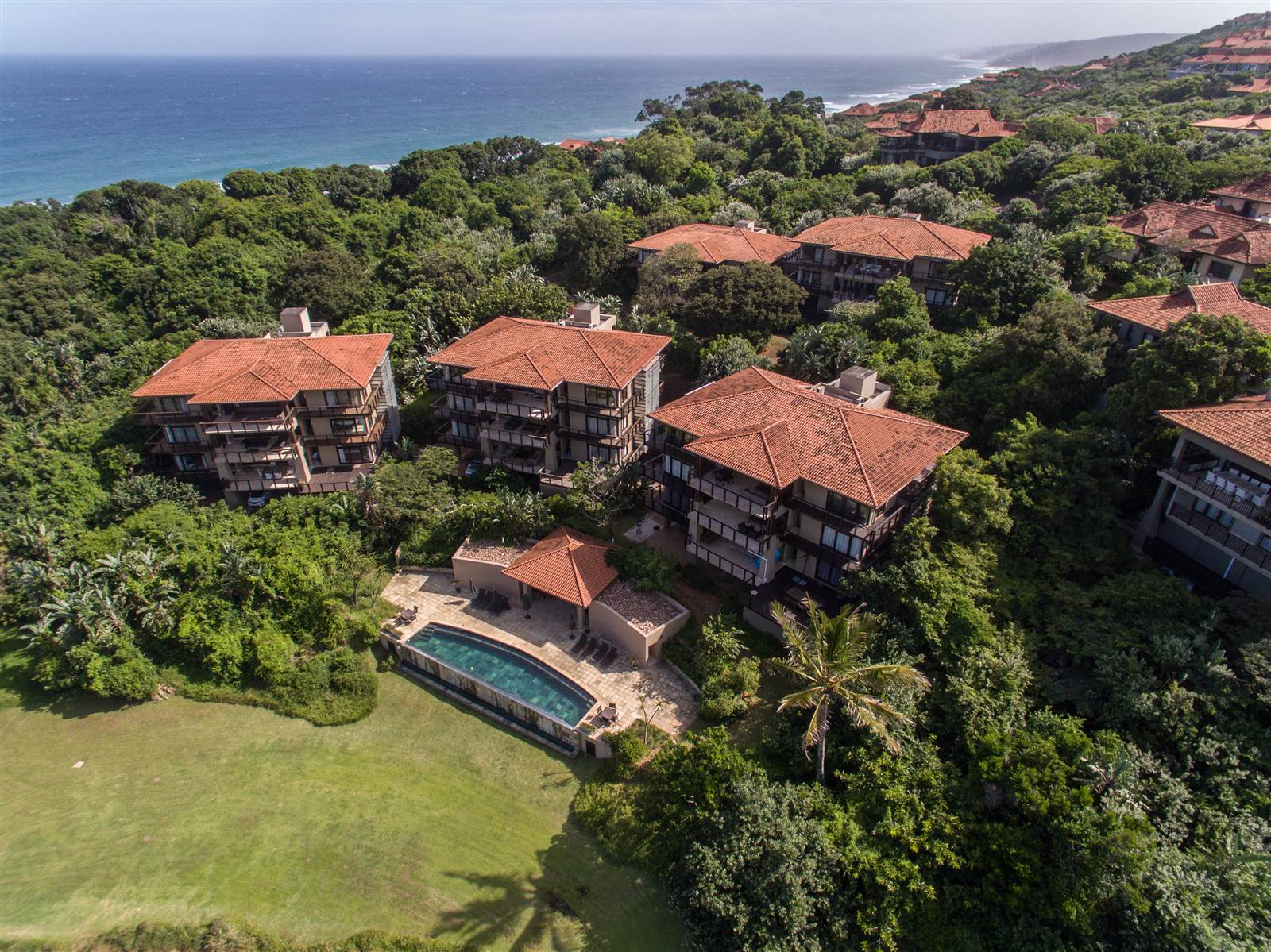 4 Bed Apartment in Zimbali Estate photo number 21