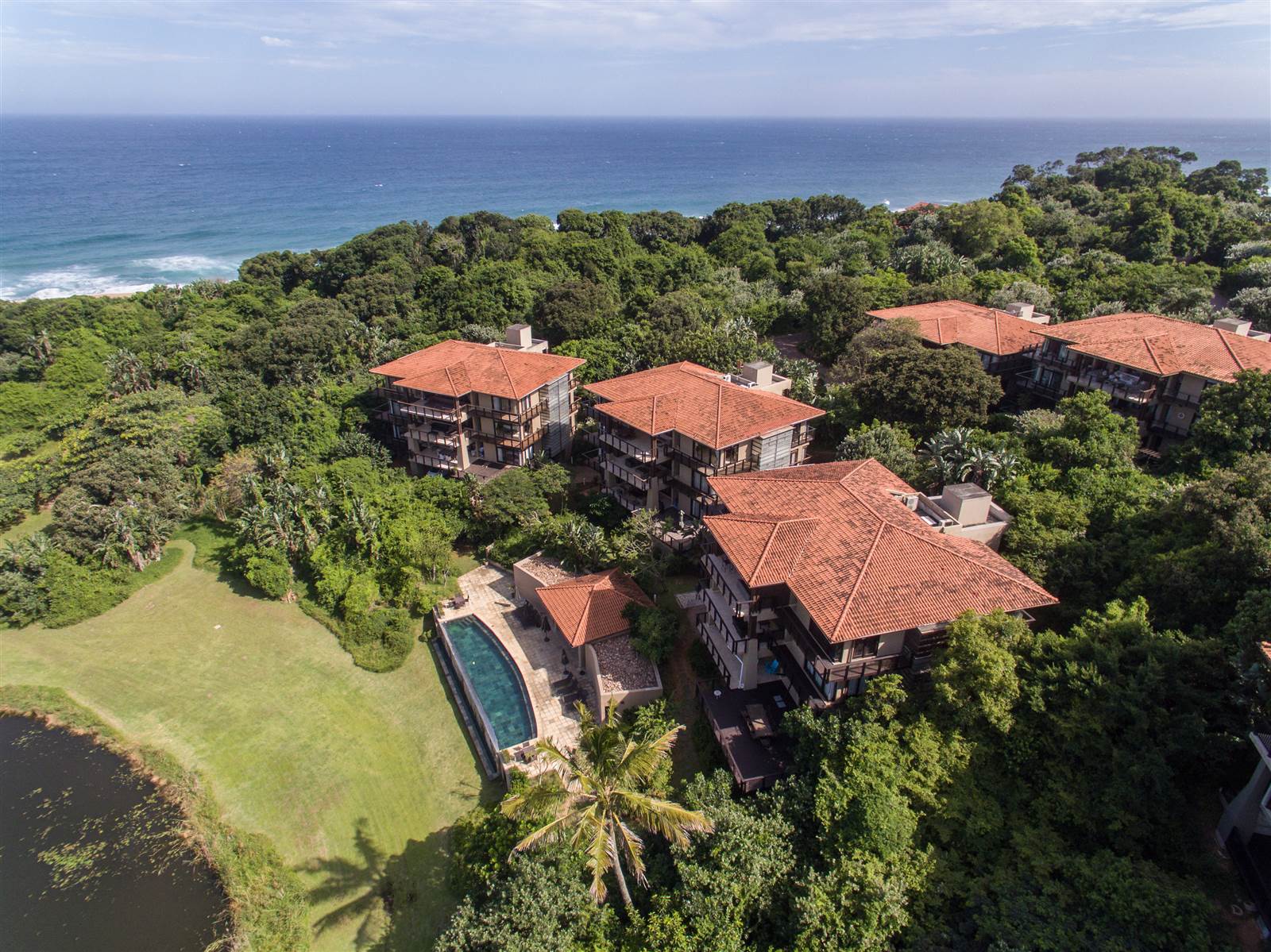 4 Bed Apartment in Zimbali Estate photo number 12