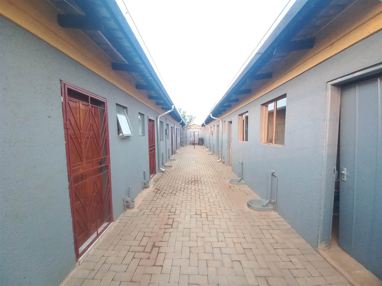 10 Bed House in Soshanguve photo number 3