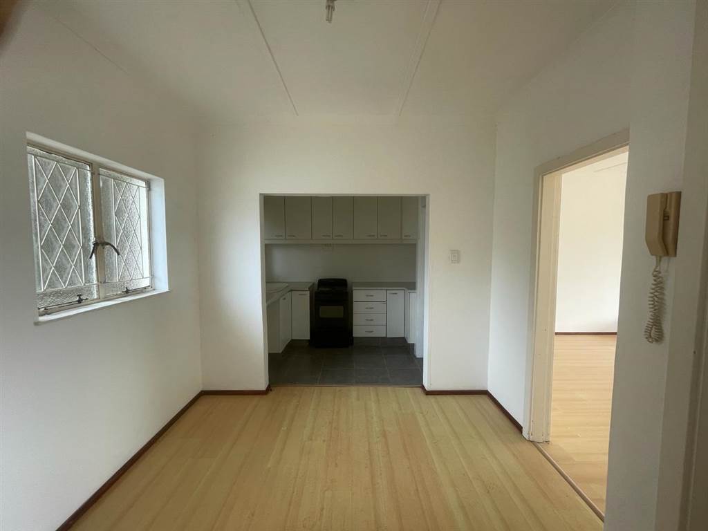 1.5 Bed Apartment in Musgrave photo number 3