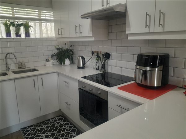2 Bedroom Apartment 2 Bedroom Apartment