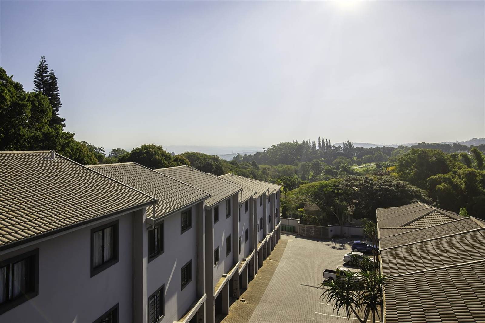 2 Bed Apartment in Durban North photo number 15