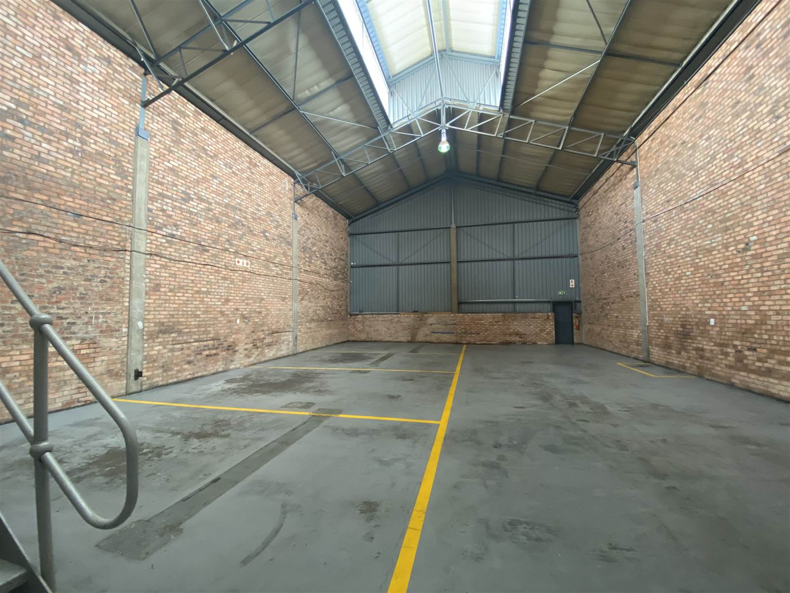 360  m² Industrial space in Randjesfontein photo number 7