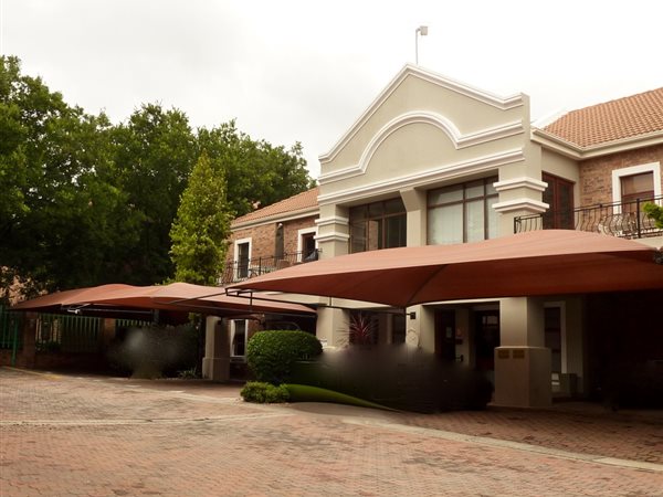 71  m² Commercial space in Rivonia