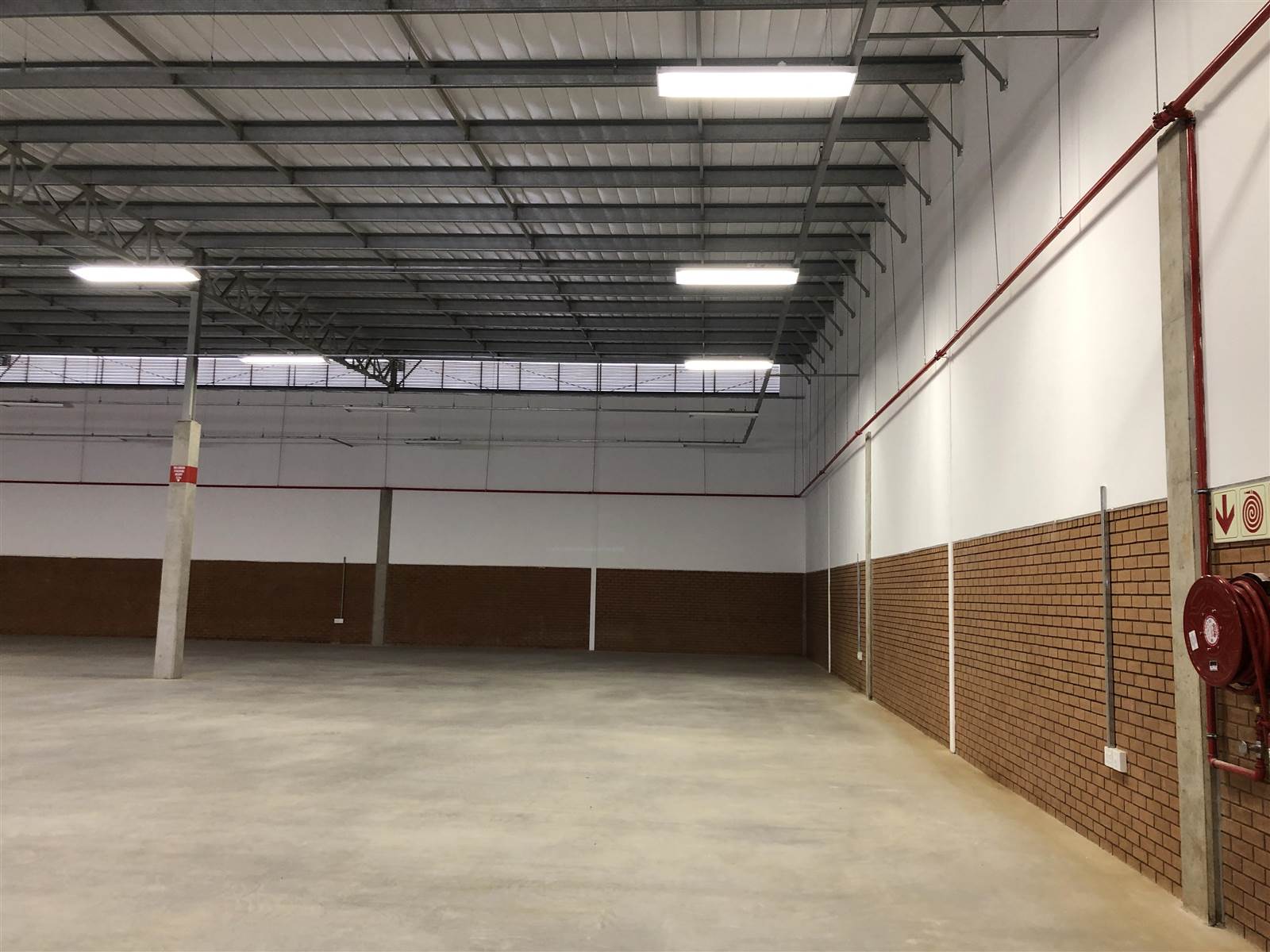 1315  m² Industrial space in Olifantsfontein photo number 16