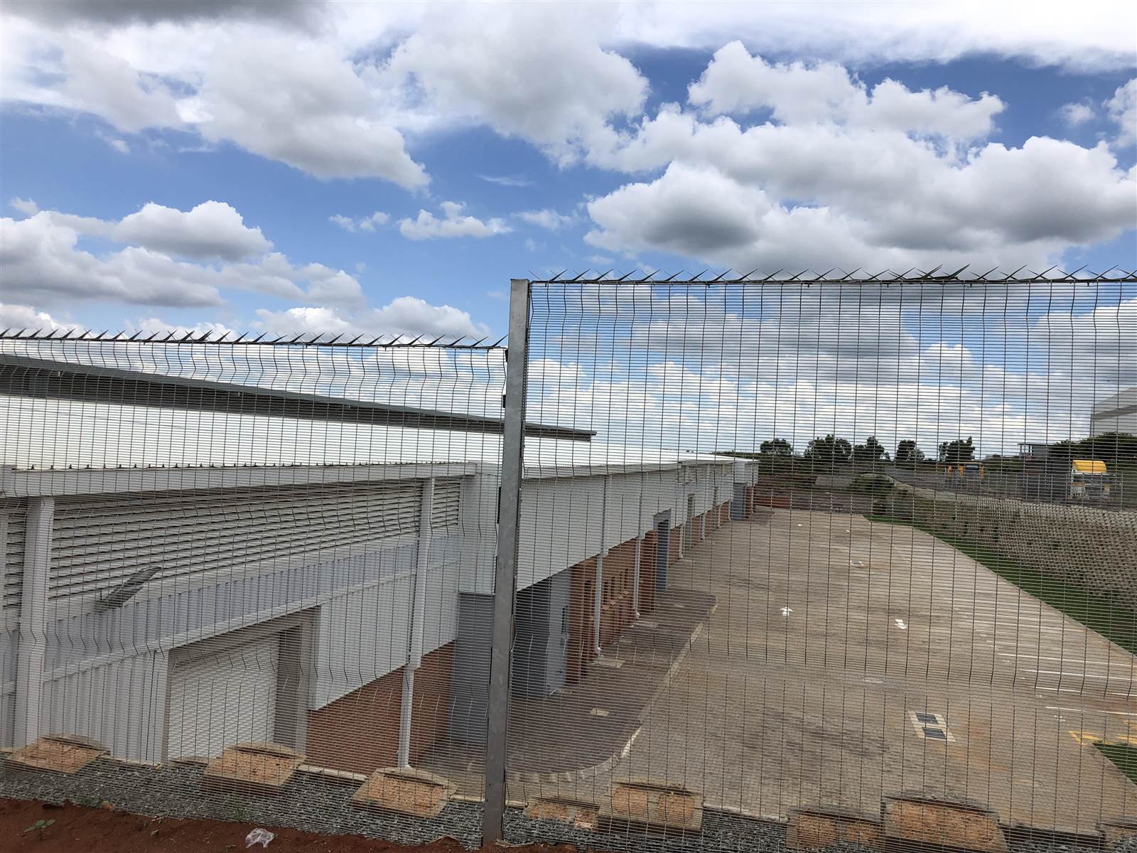 1315  m² Industrial space in Olifantsfontein photo number 9