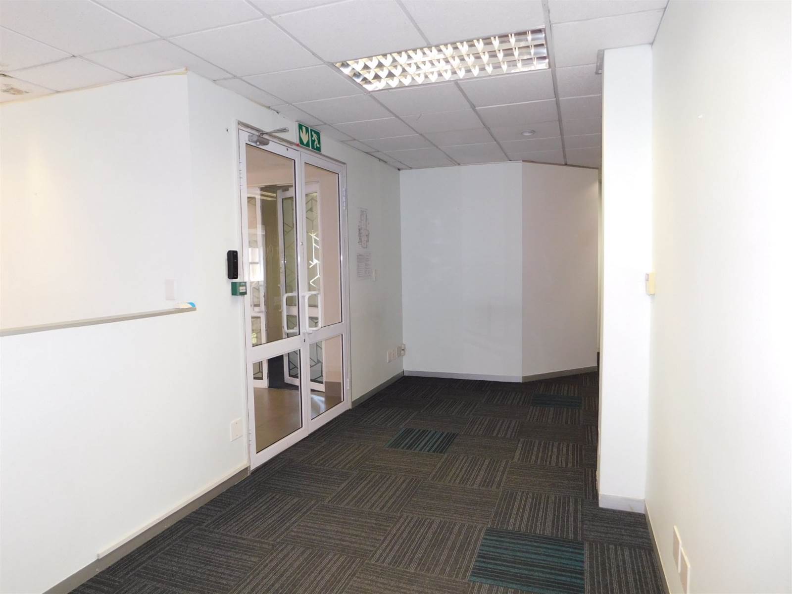 299  m² Commercial space in Randburg Central photo number 20