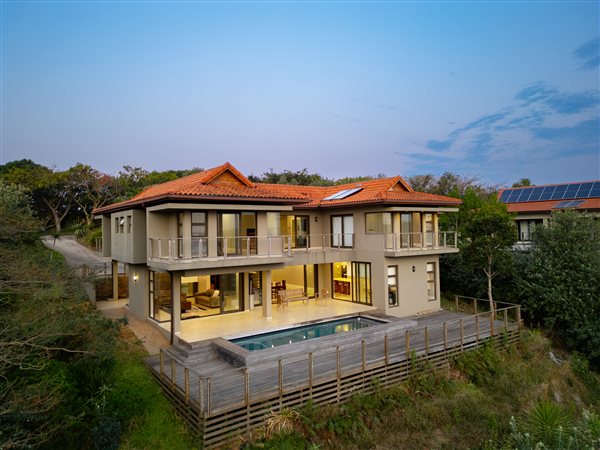 4 Bedroom House 4 Bedroom House