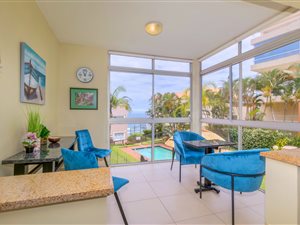 2 Bed Apartment in Amanzimtoti