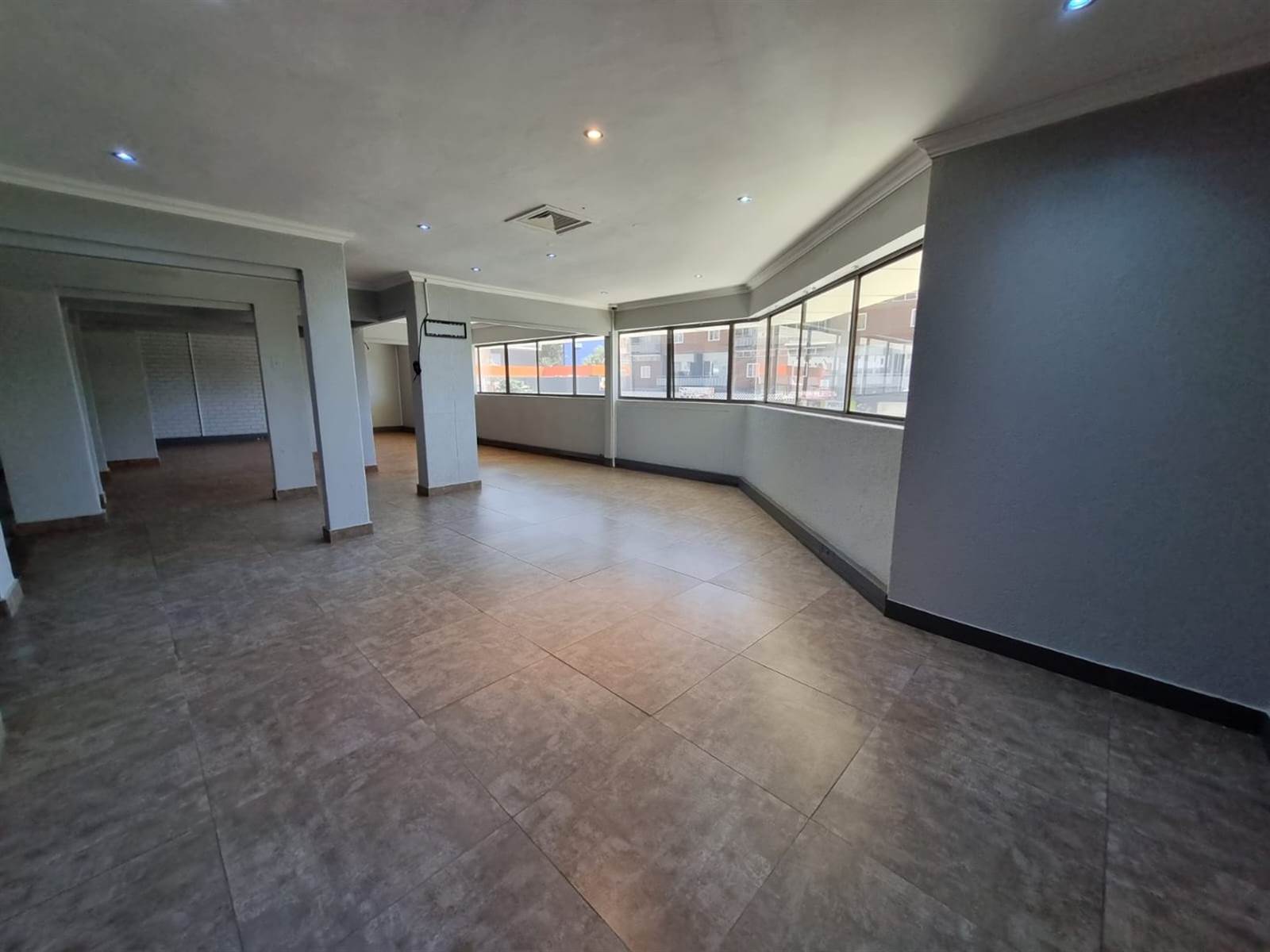 860  m² Office Space in Bloemfontein photo number 13