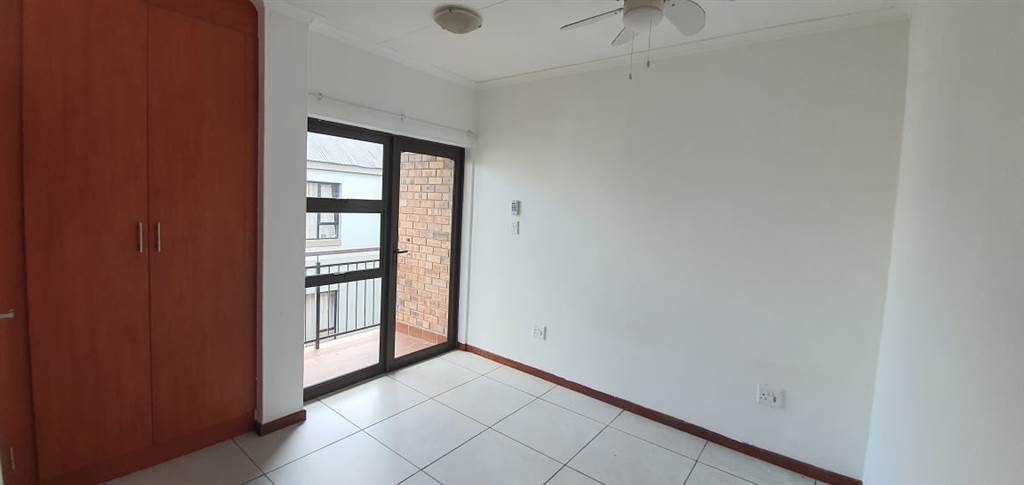 1 Bed Apartment in Nelspruit Central photo number 4