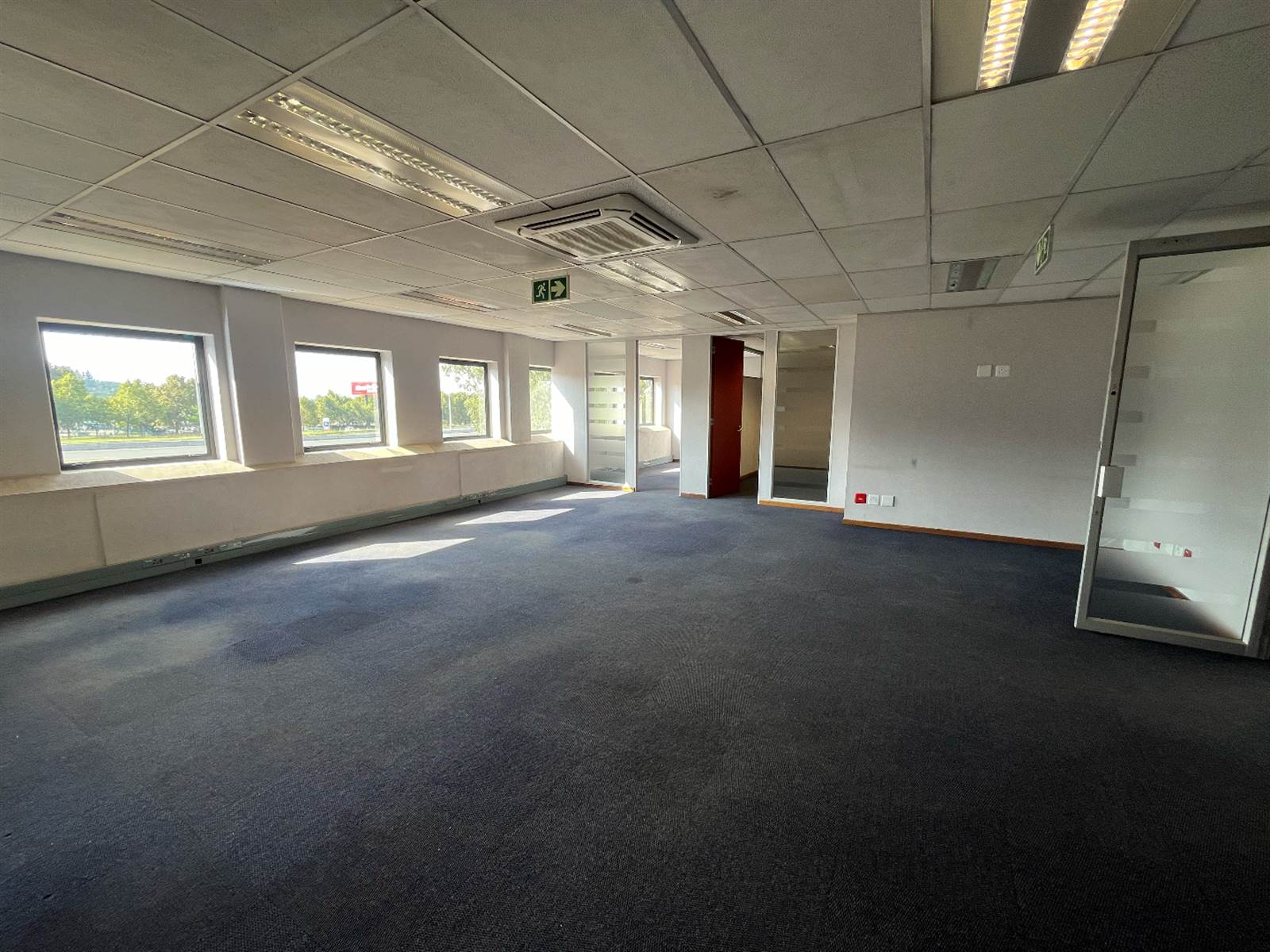 469  m² Commercial space in Bedfordview photo number 8