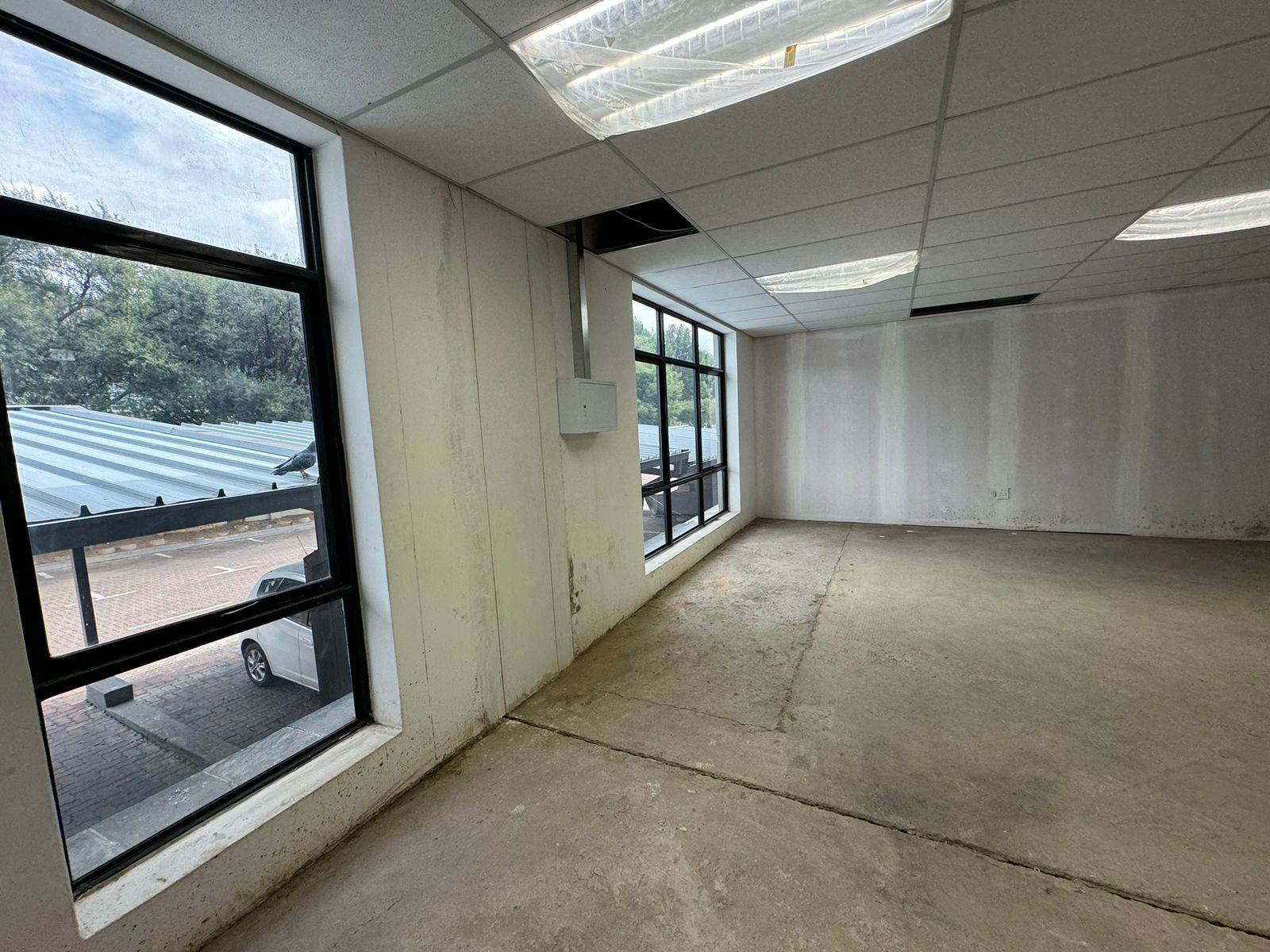 63  m² Commercial space in Morningside photo number 25