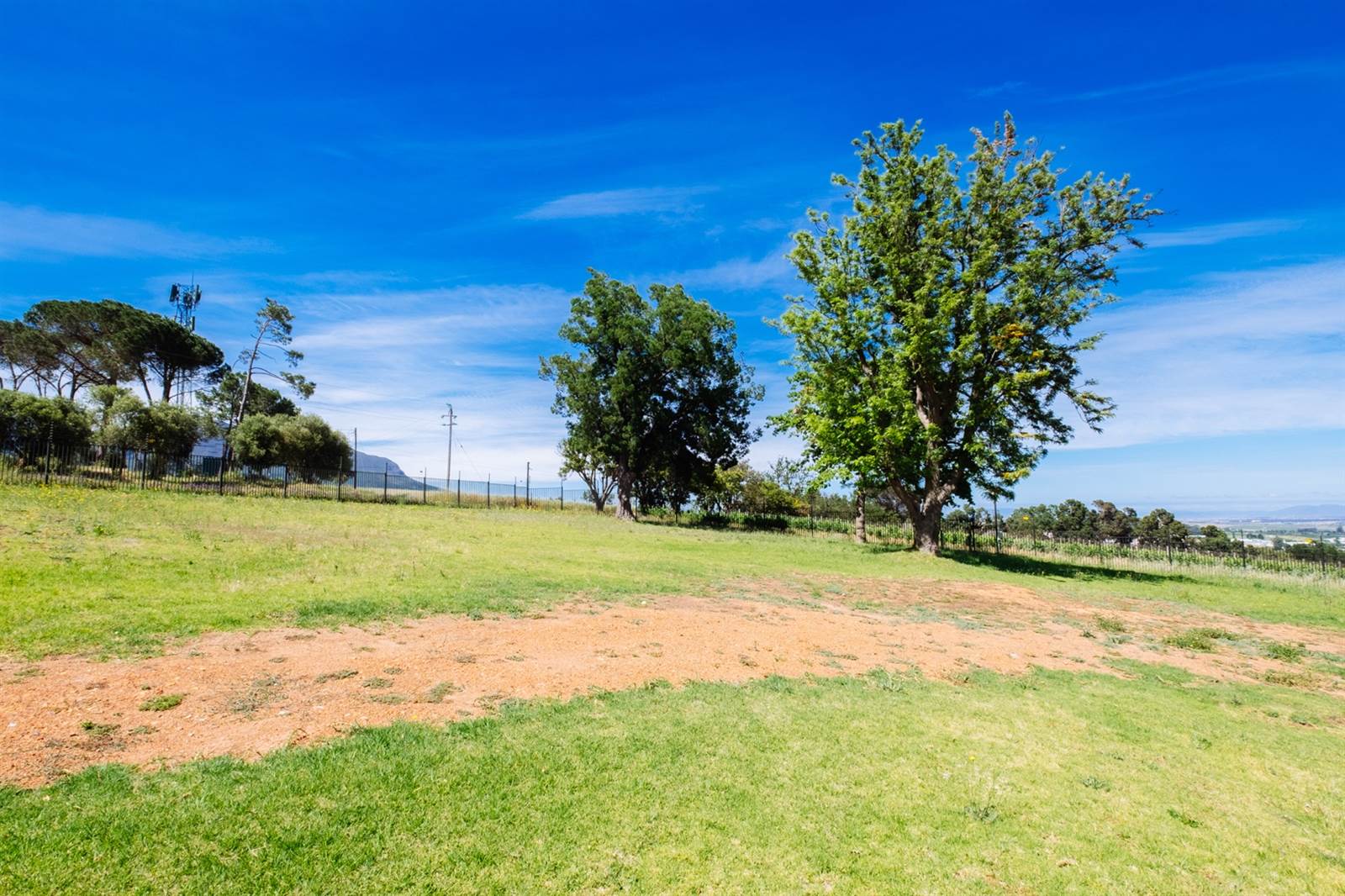 904 m² Land available in Paradyskloof photo number 8