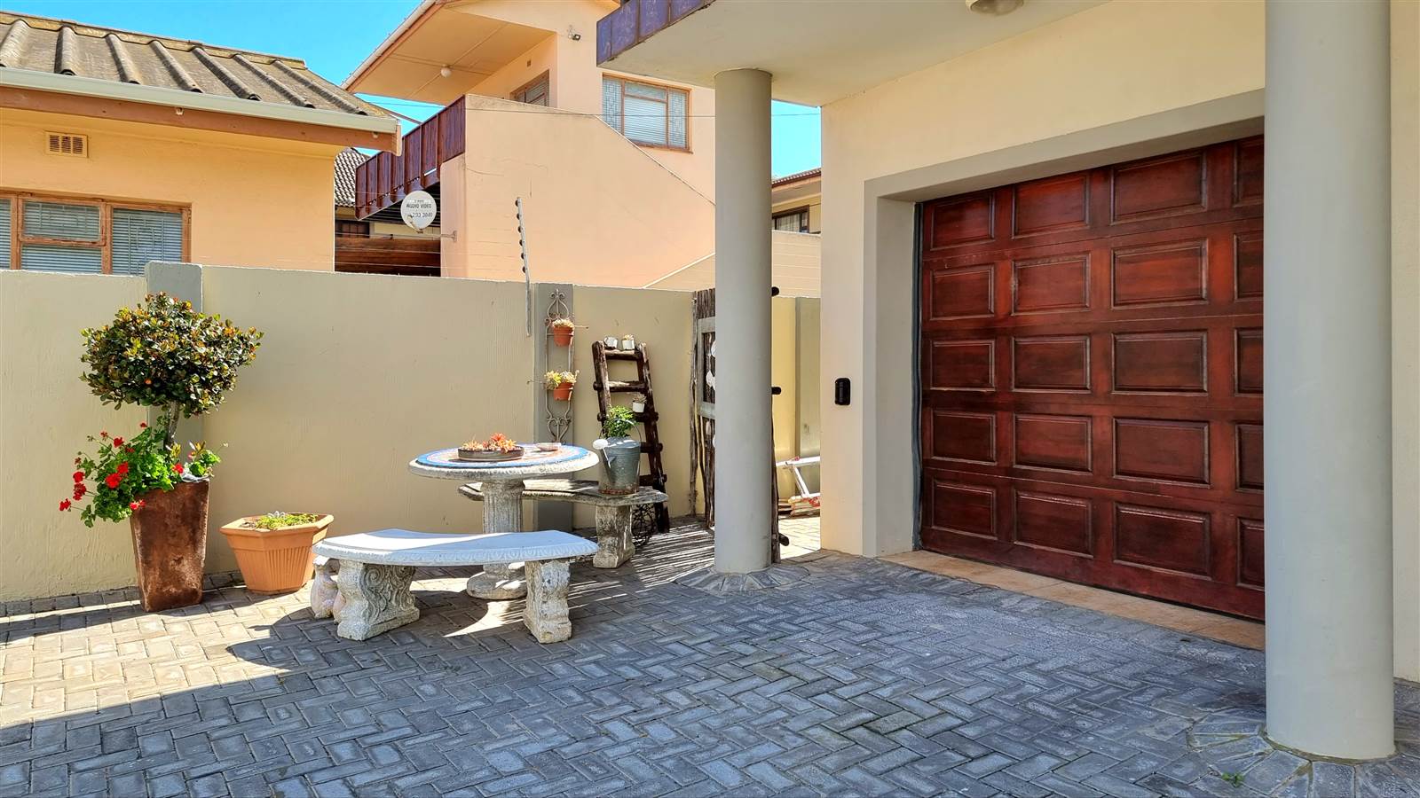 3 Bed Townhouse in Jeffreys Bay photo number 22