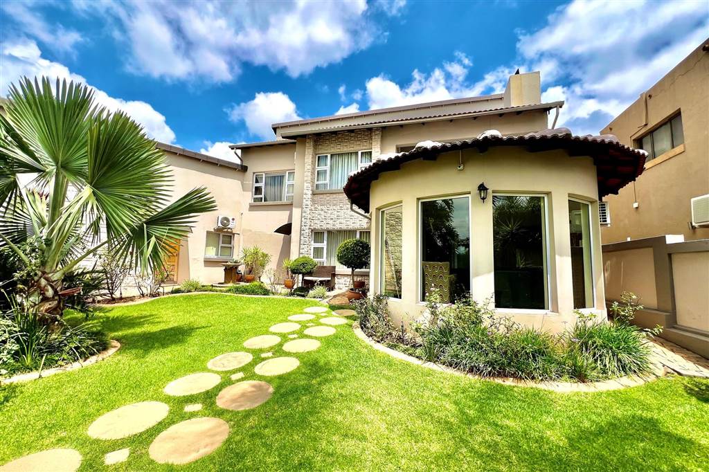 4 Bed House for sale in Eldo Meadows T4535057 Private Property