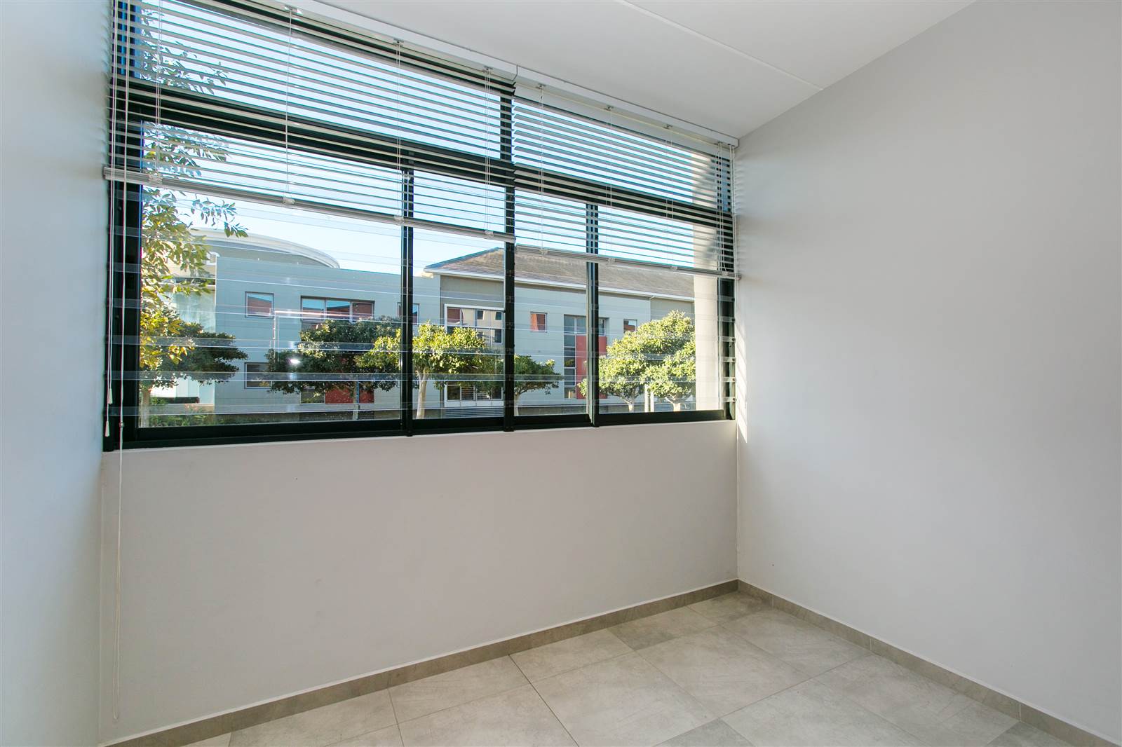 2 Bed Apartment in Century City photo number 4