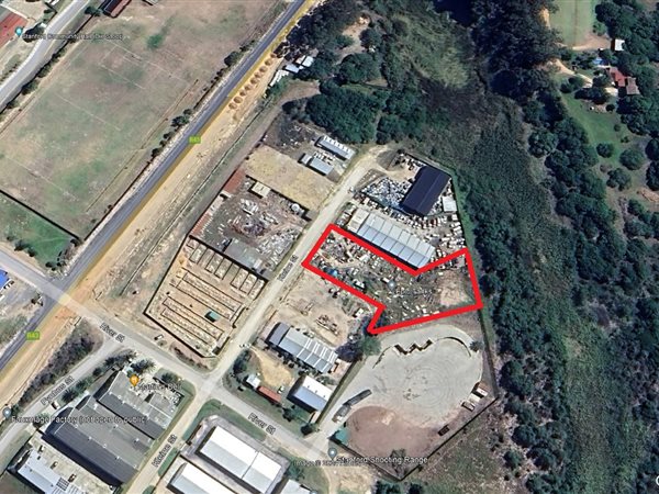 3000 m² Land available in Stanford