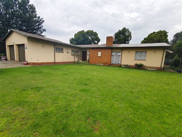3 Bedroom House 3 Bedroom House