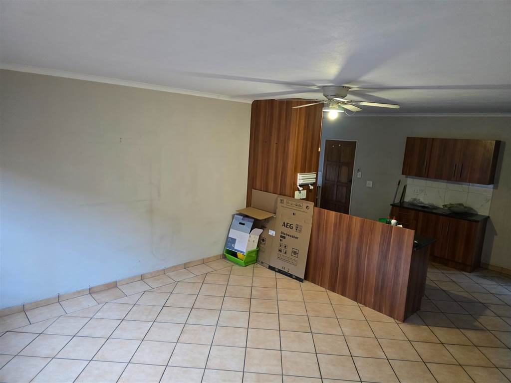 3 Bedroom Duplex 3 Bedroom Duplex