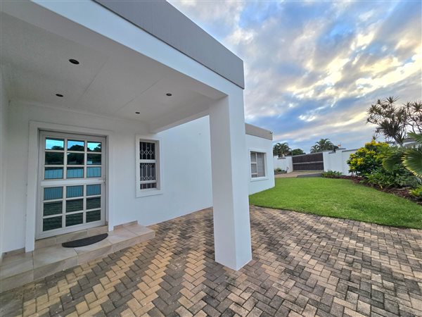 4 Bedroom House 4 Bedroom House