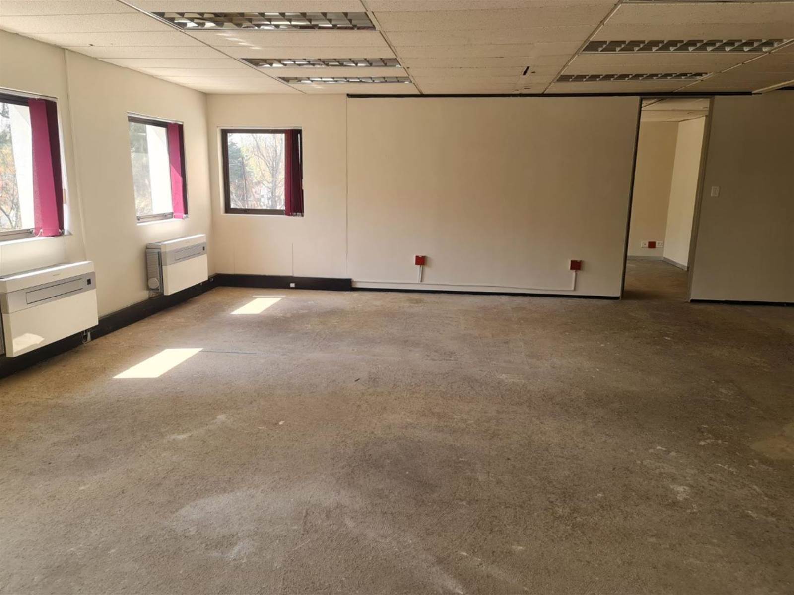 239.18  m² Commercial space in Rivonia photo number 14