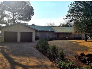 2.4 ha Smallholding in Vanderbijlpark Central