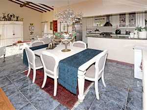 3 Bed Townhouse in Sunnyrock