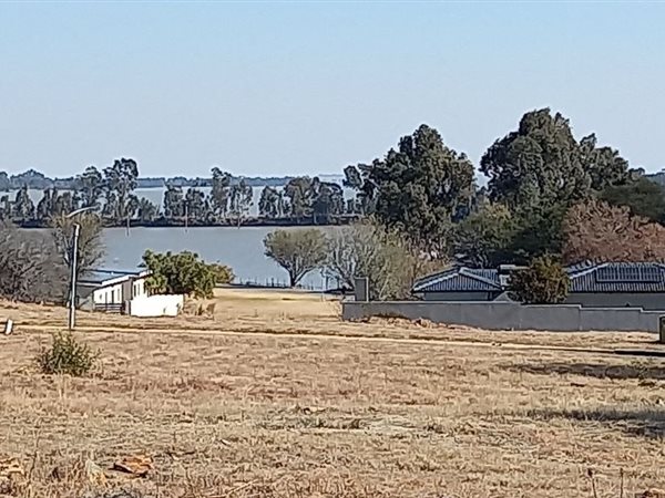1142 m² Land available in Vaal Marina